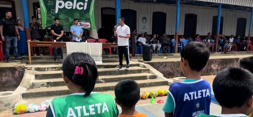 O Governo do Amazonas, por meio da Secretaria de Estado do Desporto e Lazer (Sedel), deu início às atividades do Programa Esporte e Lazer na Capital e Interior (Pelci) na Comunidade do Iauaretê, no município de São Gabriel da Cachoeira (852 quilômetros distantes de Manaus). O evento ocorreu no domingo (27/04) e contou com a presença de líderes locais, comunitários e atletas de base.